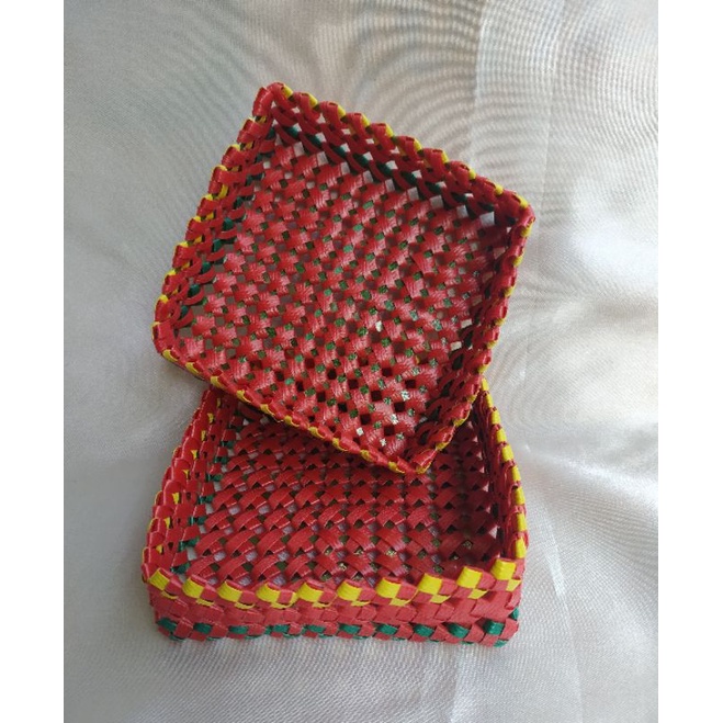 kepe sodan plastik anyam