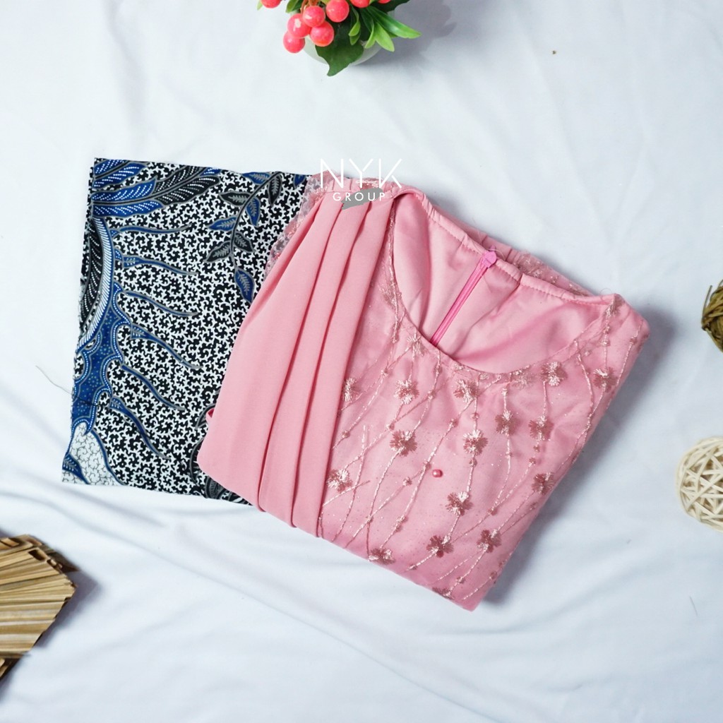 APTA BATIK _ COUPLE BATIK PINGUIN SELENDANG PAYET ANJELLA HAUW-PINK