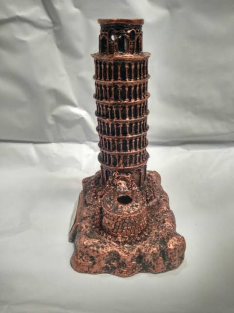 PAJANGAN MINIATUR MENARA PISA ITALIA ATAU TORE DI PISA UKURAN 17x12x6 cm BAHAN FIBERGLASS ICON DUNIA