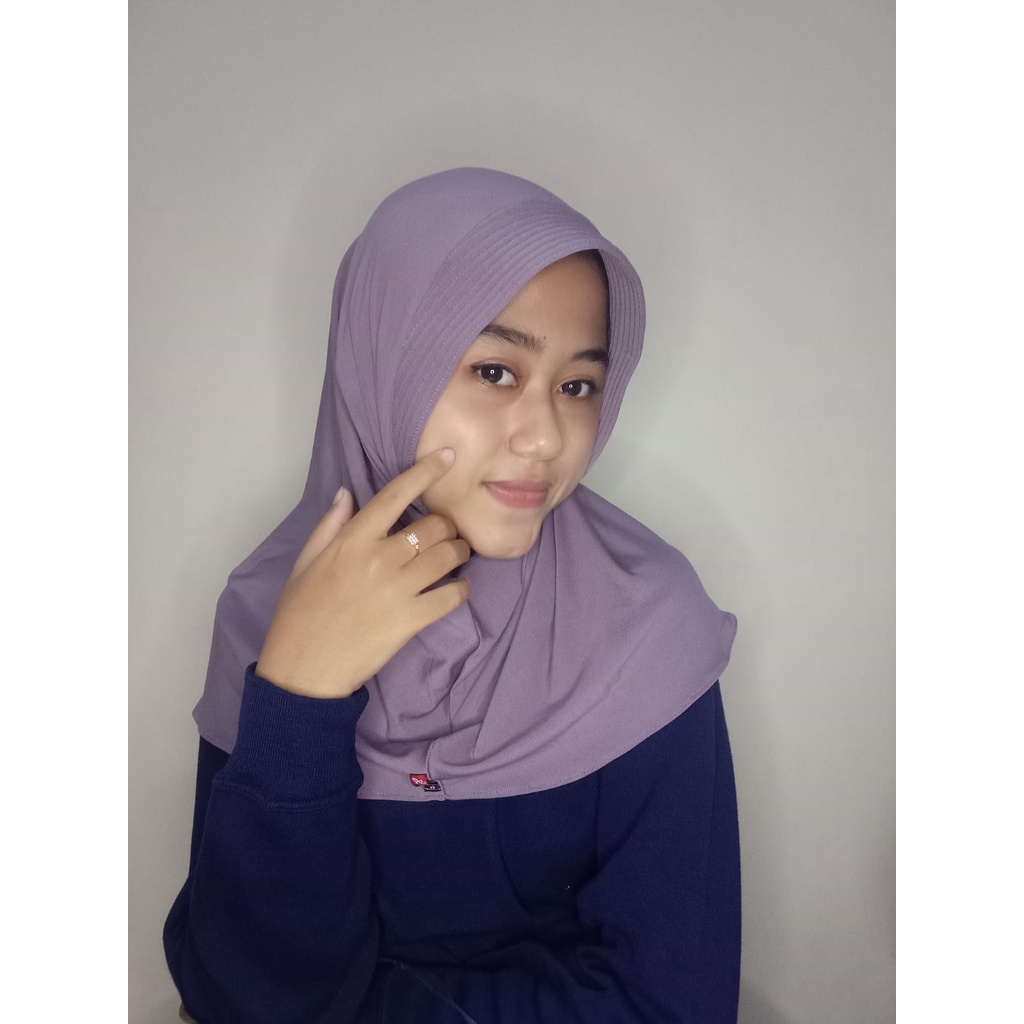 HAYFA - Jilbab Sport Olah Raga Jogging Simpel Adem Nyaman Dan Murah Hijab Instan Volly Ringan Tidak Terawang Kerudung Jogging No Nerawang Ga Bikin Gerah Bahan Lembut Surabaya Pekalongan Jakarta-Volly Purple