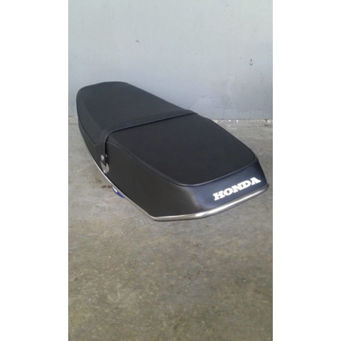 Jok Motor GL 100 Ndleser Anti Gembos Kulit Mbtech  Full Seat Tinggal Pasang Aja |  MMJm