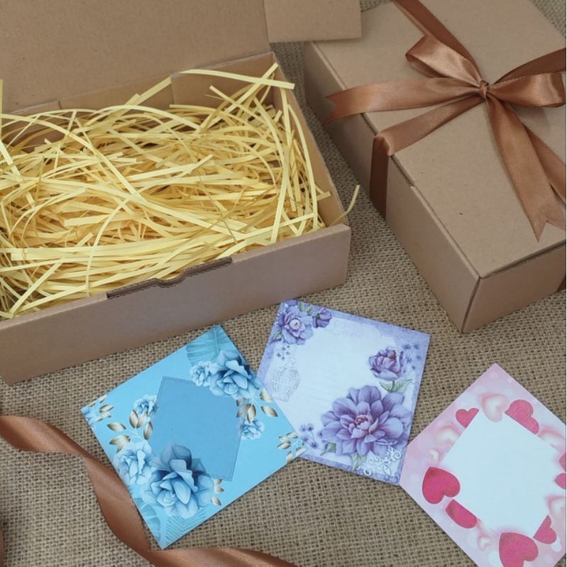 kertas cacah sheredded paper box kado