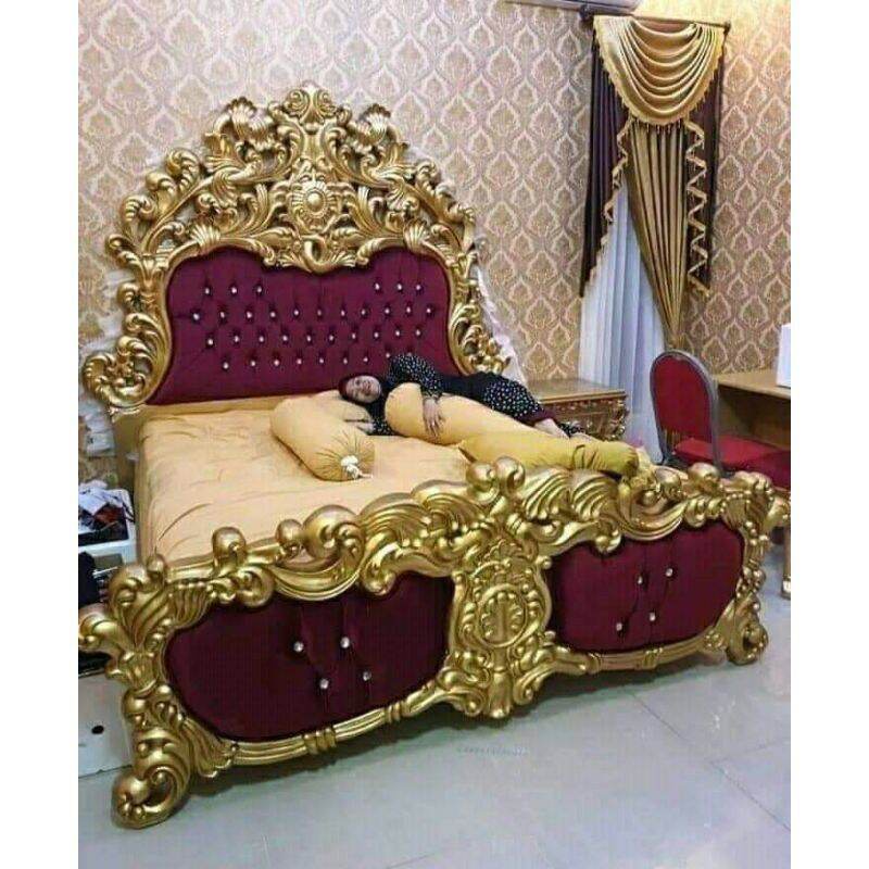 Tempat Tidur Dipan Mewah Bahan Kayu Jati Warna Gold Atau Sesuai Permintaan No.1 200 x 180 Pengiriman