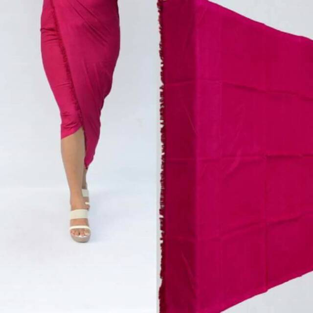 Kamen katun endek polos.**