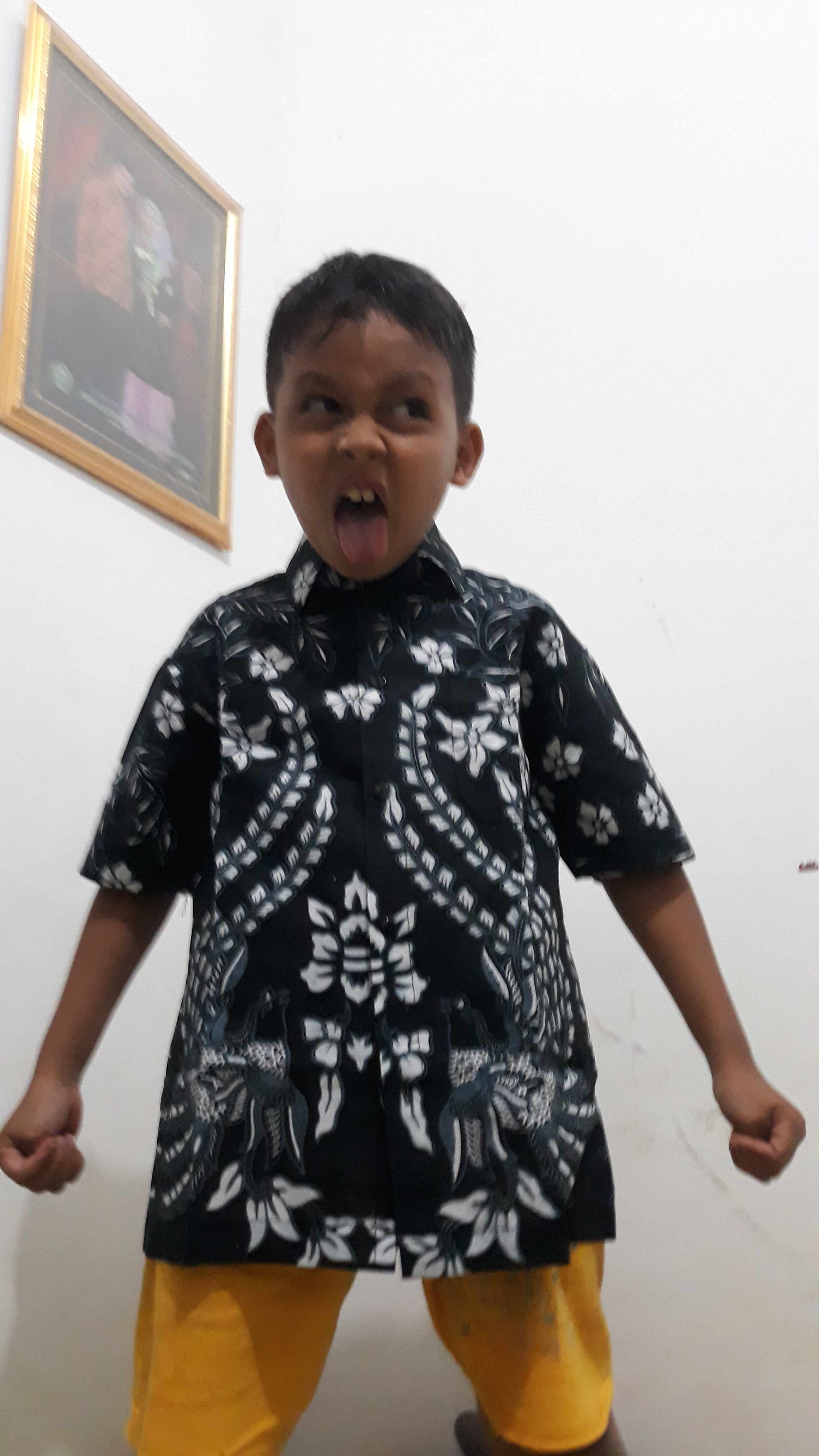 Couple Ayah Dan Anak Batik Manuk Cendrawasih Hitam Putih