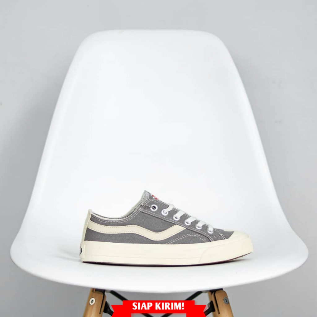 Sepatu Vantela Original Public Low Grey