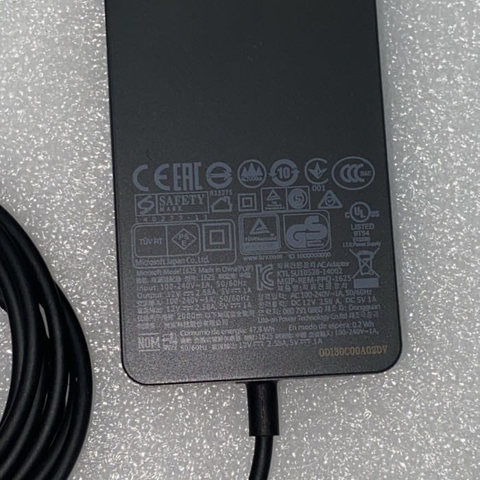 Adaptor Charger Tablet Microsoft Window Surface Pro 3 / Pro 4 12v 2.58A ORIGINAL