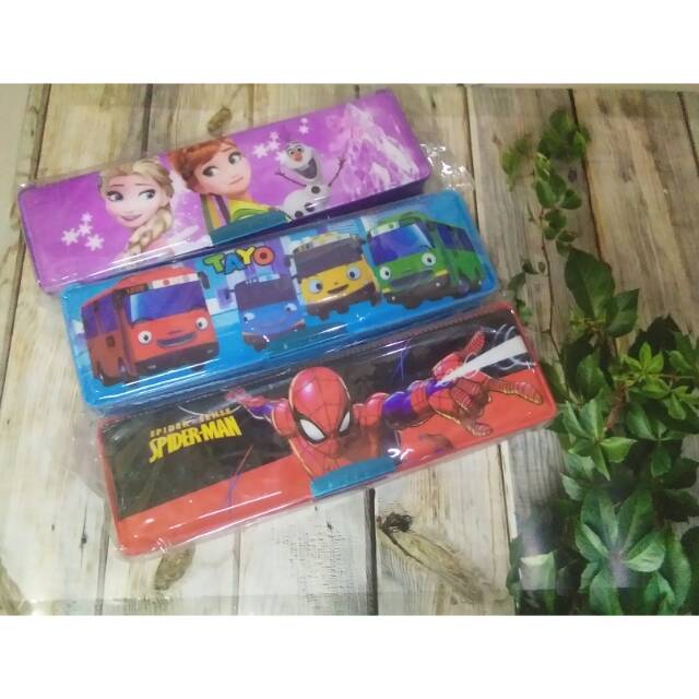 

Tempat Pinsil