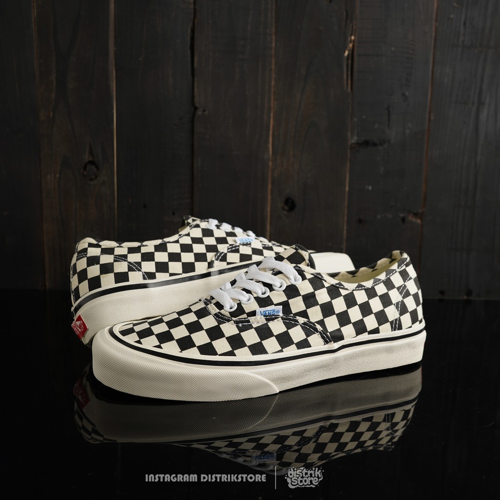 vans checkerboard style 44
