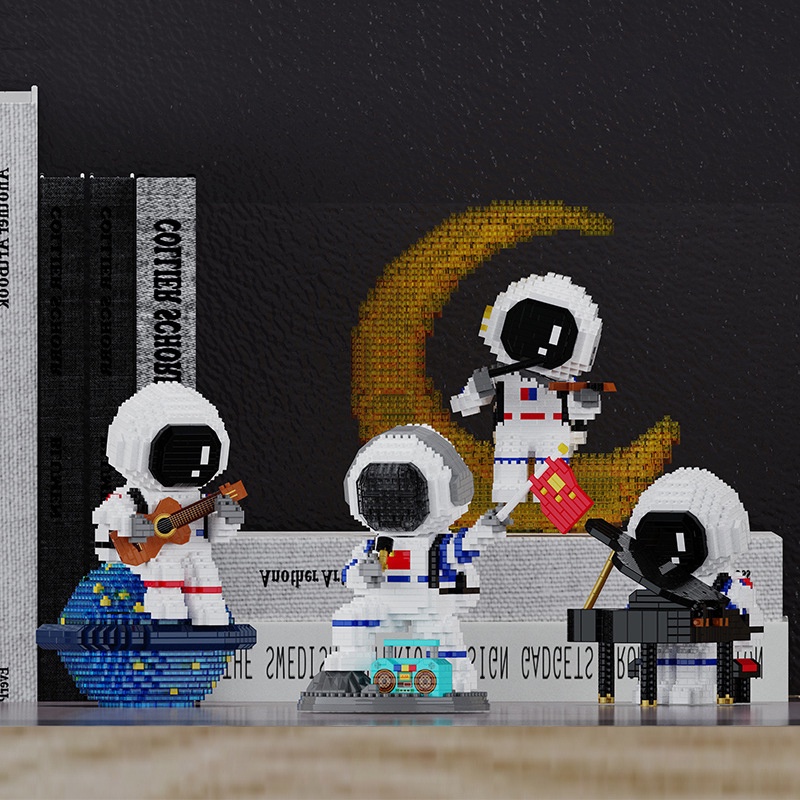 Nano Block Astronaut Model DIY Mainan Balok Bangunan Bata Kit Anak Anak Mainan Pendidikan