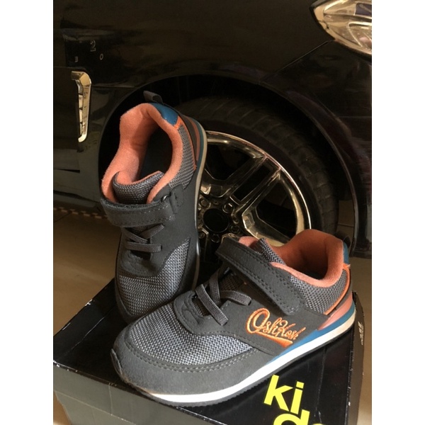 SEPATU OSHKOSH ANAK