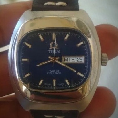 Titus quartz original. mesin eta swiss