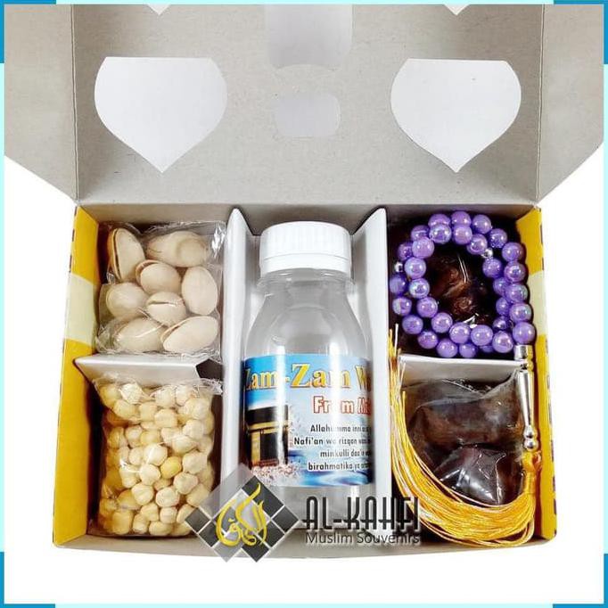 

Produk Terbaik Paket Oleholeh Haji Umroh 2 Air Zamzam Kurma Kismis Fustuk Kacang Arab