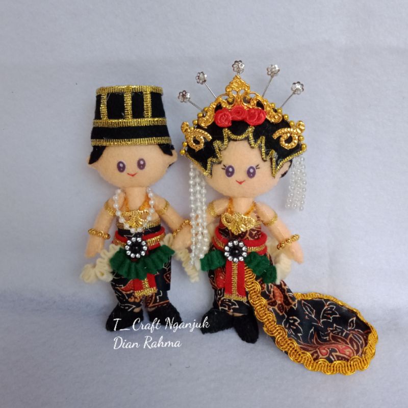 BONEKA FLANEL ADAT JAWA || BONEKA PENGANTIN ADAT || BONEKA ADAT JAWA || AKSESORIS MAHAR ||