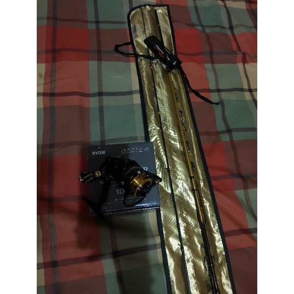 relix Nusantara capung emas