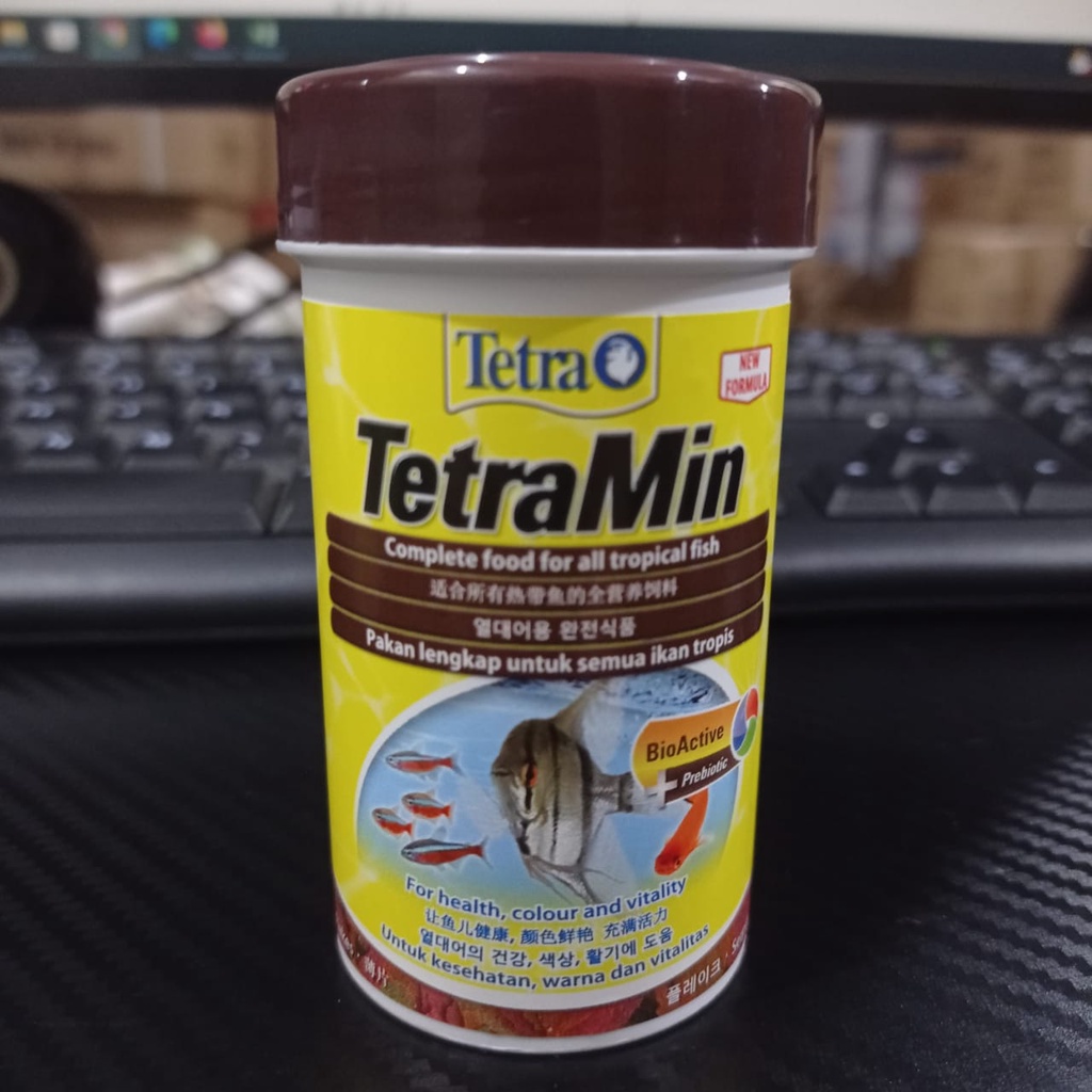 TETRAMIN FLAKES 20GR/100ML FLAKES/SERPIH UNTUK IKAN TROPIS / TETRA MIN FLAKES