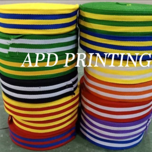 

Tali Medali ROLL Pita Medali ROLL 30 Yard Lebar 3cm Anyaman Padat Banyak Pilihan Warna Bisa Satuan