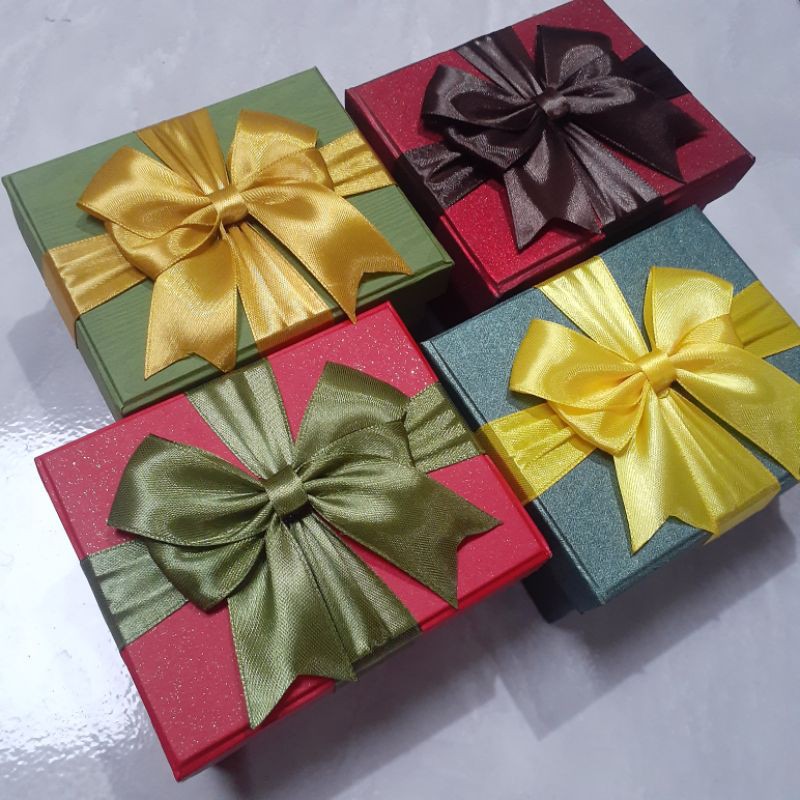 GLITTER RED BOX HADIAH CANTIK Bisa Reques Ukuran Silakan Chat
