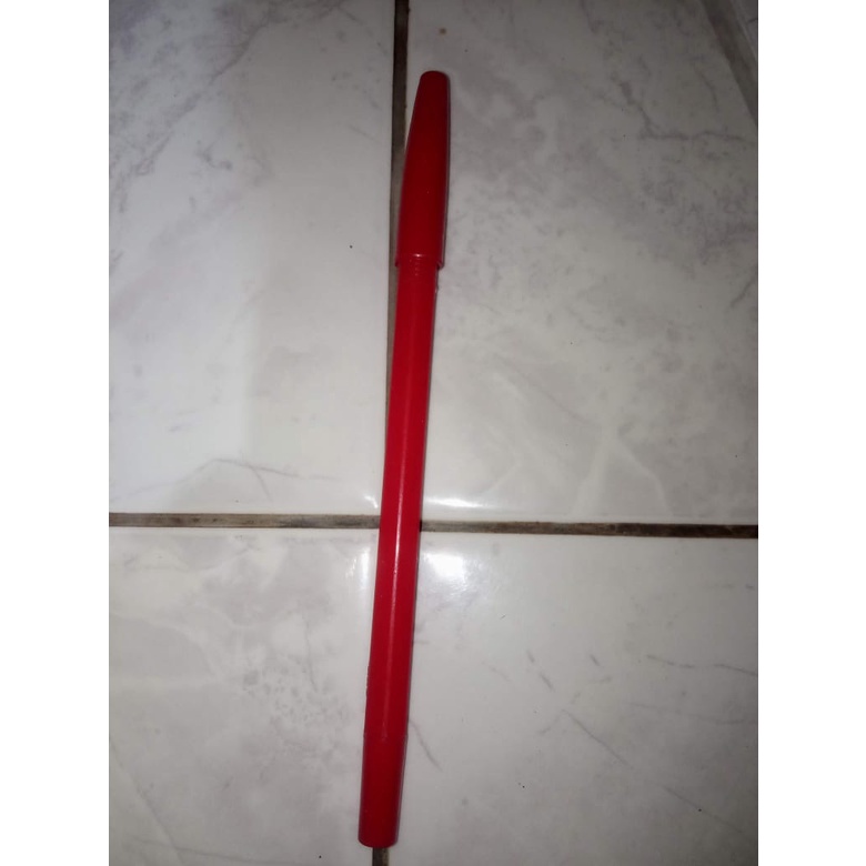 

pulpen merahh