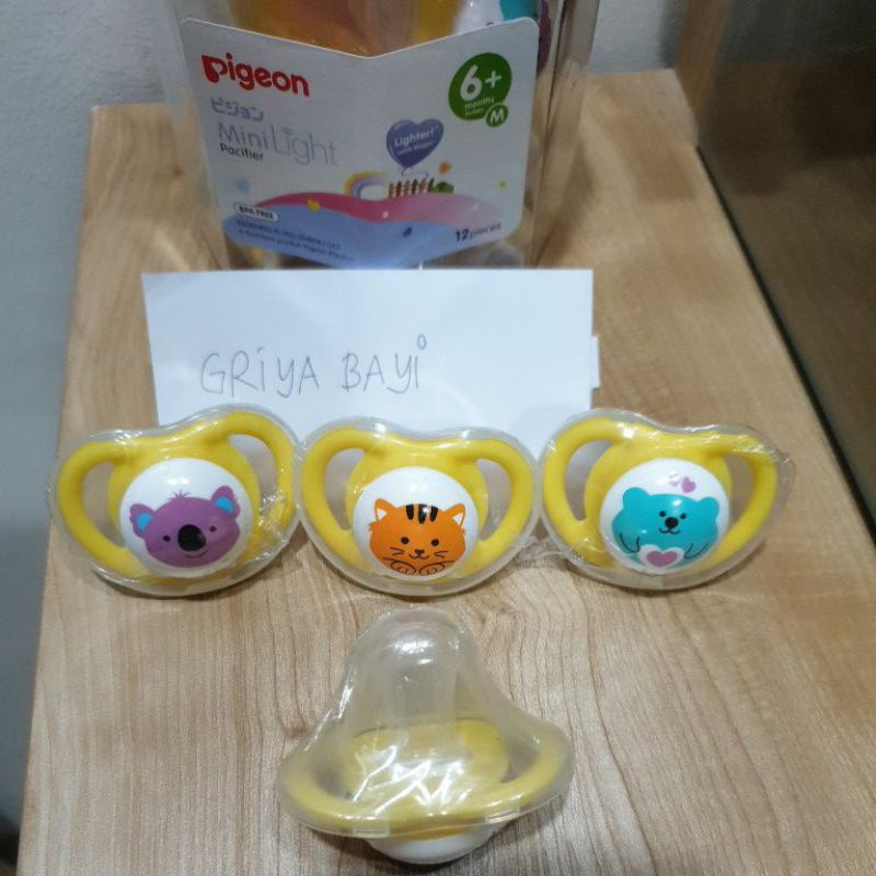 Pigeon Minilight Pacifier Toples Kuning