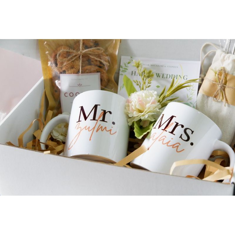 

(TIDAK BISA DI ORDER) Hampers Wedding / Giftbox anniversary / giftbox wedding / kado anniversary