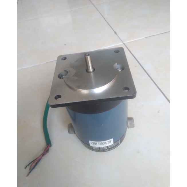 Dinamo Motor Dc 220V 50W 2000Rpm