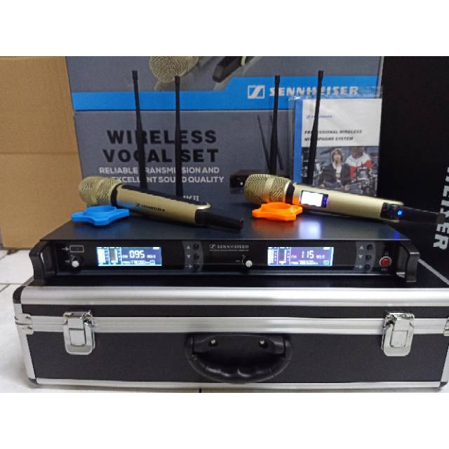 MIC WIRELESS SENNHEISER SKM 9000 KOPER ALLUMINIUM 4 ANTENA SKM9000 UHF FREQUENCY