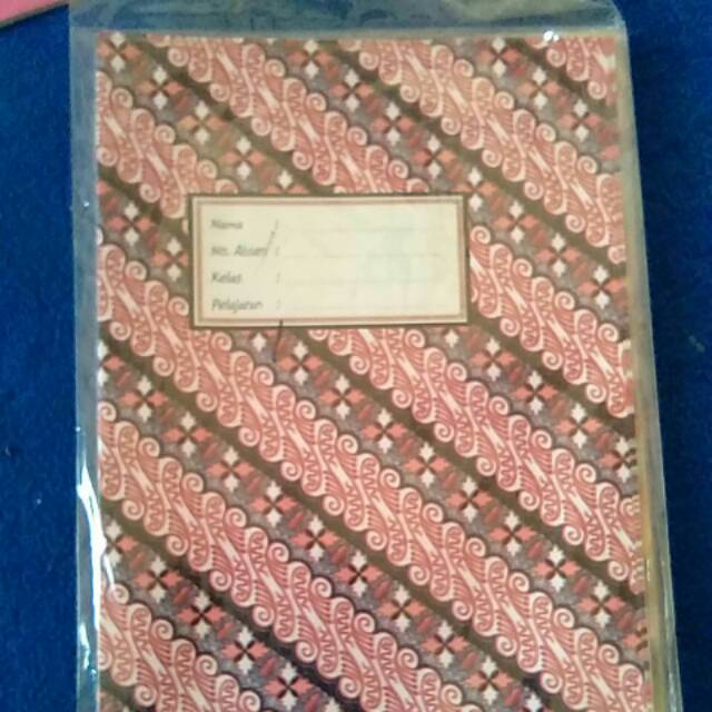 Sampul buku tulis motif