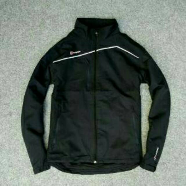 READY jaket berghaus windbreaker original