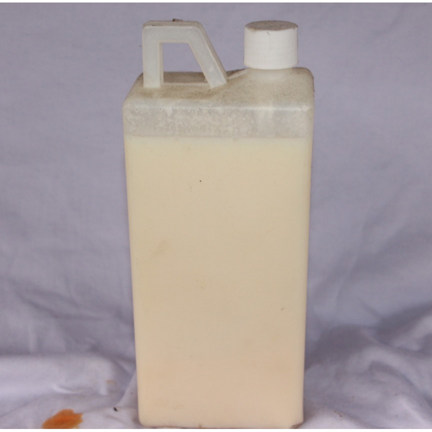 

Pengencer tinta rubber Binder P Kemasan 1 Liter