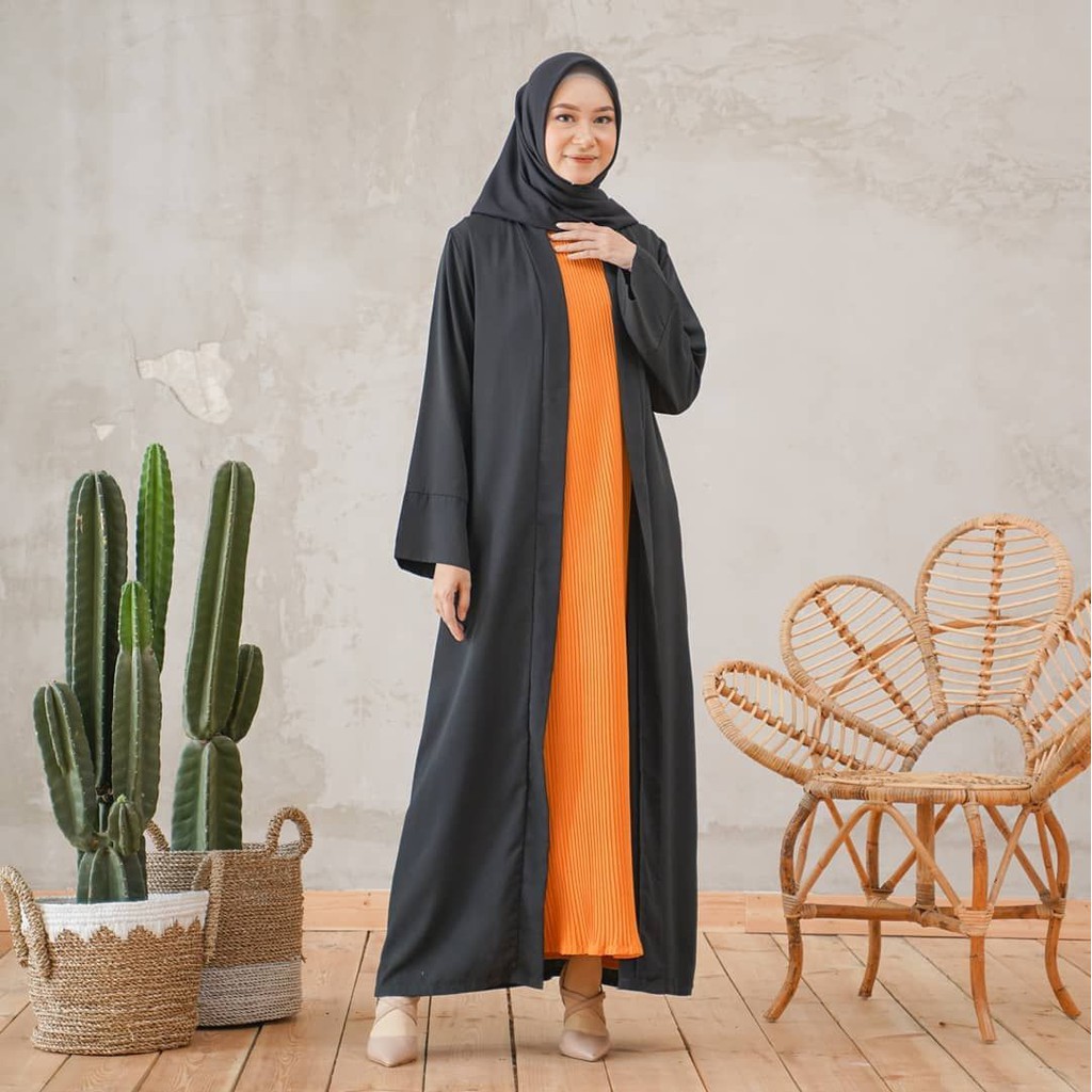 

Irsalina Basic Abaya Outer Black