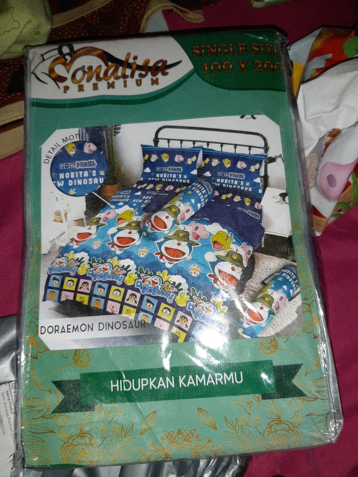 Sprei Monalisa Premium Doraemon