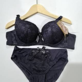  BH  Bra set dan  Cd  LoveMe AA 690 kawat 32A 38A Shopee 