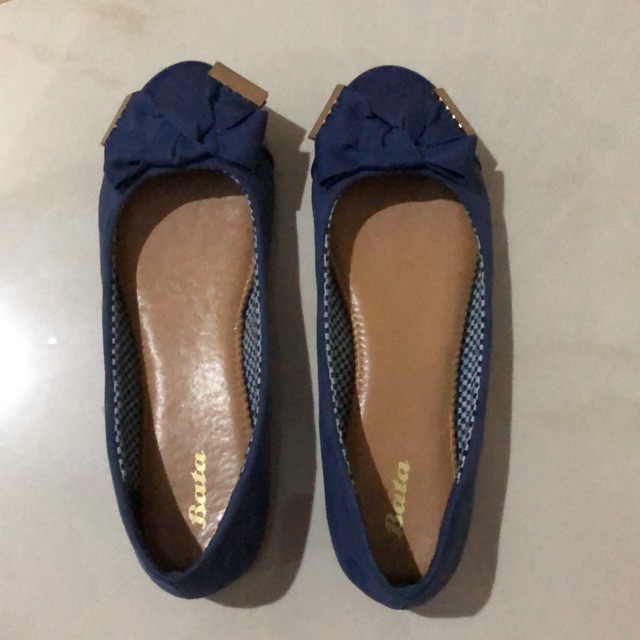 Flat shoes wanita Bata