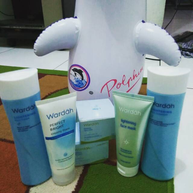 Wardah skincare set