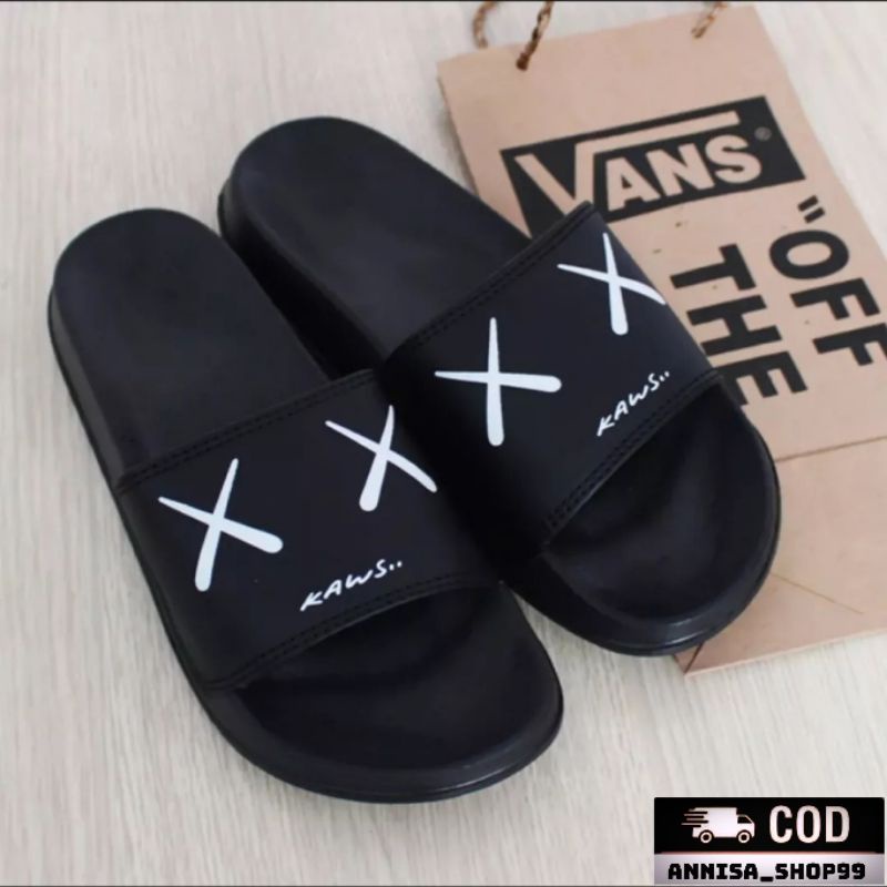 AnnisaShop99 . KAWS HITAM SHB . Promo Sandal Slop slip on distro casual pria wanita dewasa