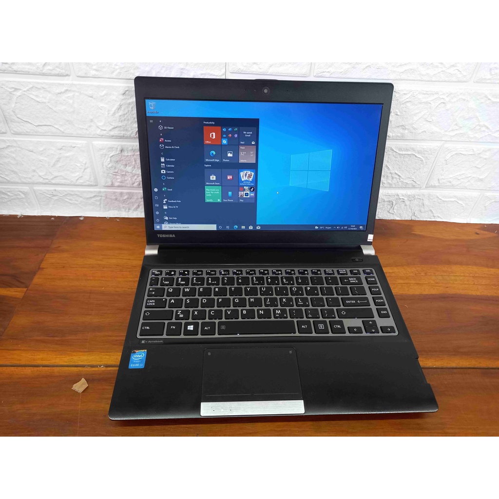 Toshiba Dynabook R734 Notebook | Core i3 Haswell - RAM 4 -Mulus Bandel