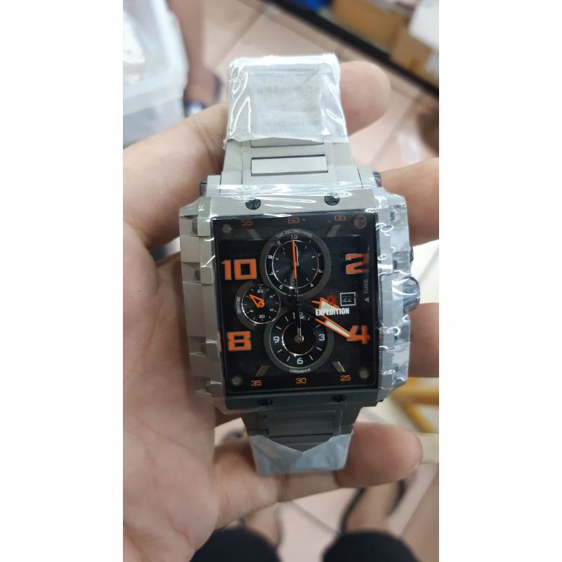 Expedition E 6757MC Rantai Titanium