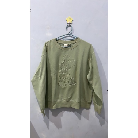 mickey mouse sweater