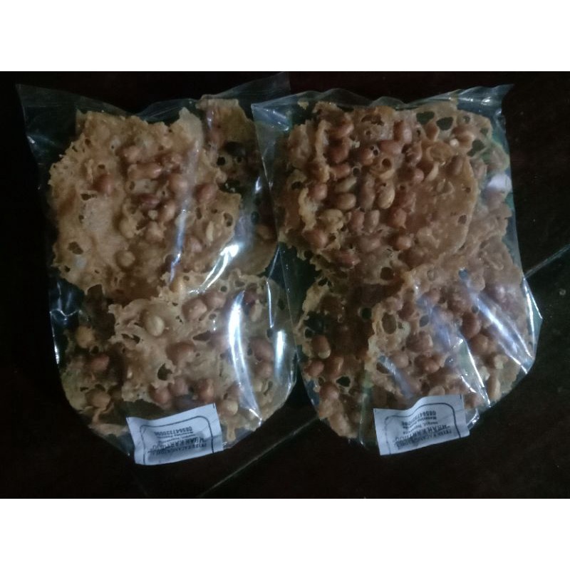 

peyek kacang tanah