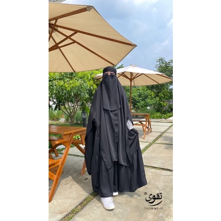 Set. khimar gamis monokrom taqwawear