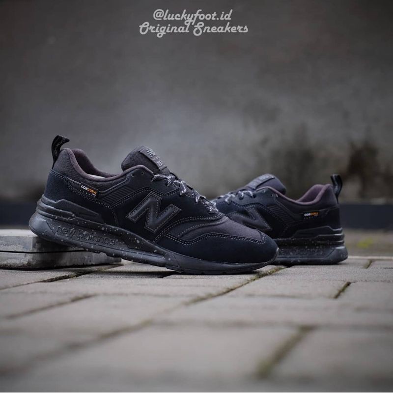 New Balance Original CM997H Cordura Black Grey
