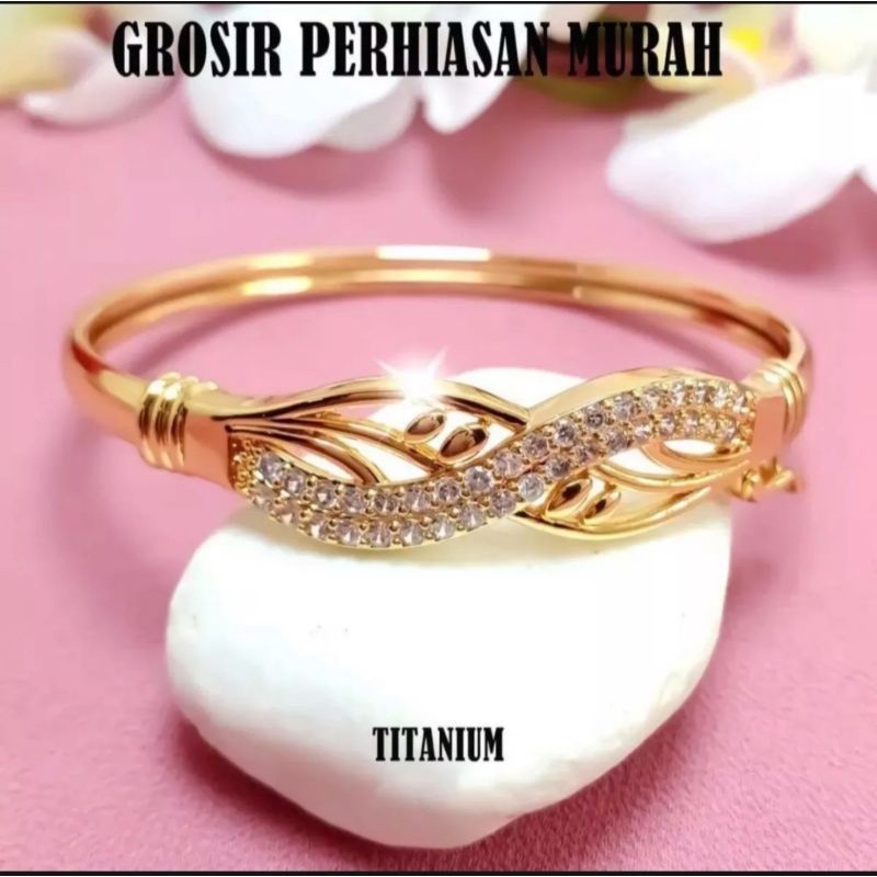 terbaru gelang tangan gold titanium mewah berlapiskan emas best seller paling laris