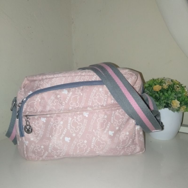 TAS PRELOVED ANAK DISNEY / TAS SEKEN ANAK DISNEY / TAS PRELOVED ANAK DISNEP / TAS SEKEN ANAK DISNEP