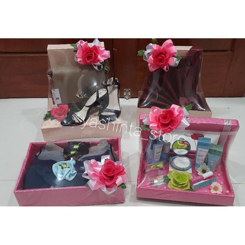 paket hemat seserahan pernikahan/hantaran lamaran nikah kosmetik kimono tas heels elizabeth bra cd