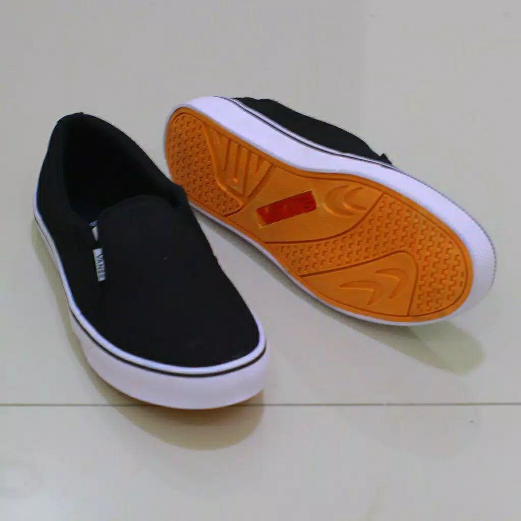 SEPATU VANS SLIP ON PRIA WANITA!!!