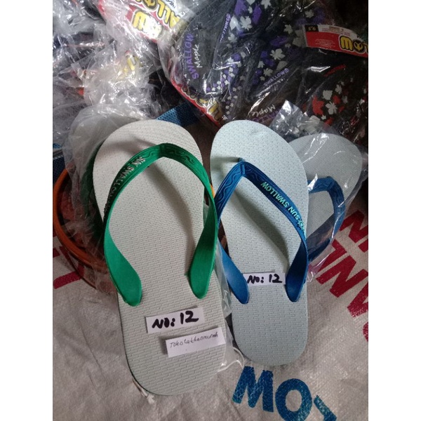 sandal jepit sun swalow no 10 / 10,5 / 11 / 12 ( 10 wana biru / 10,5  warna hijau / no : 11 / 12  biru/ hijau / 11 warna hitam swalow )