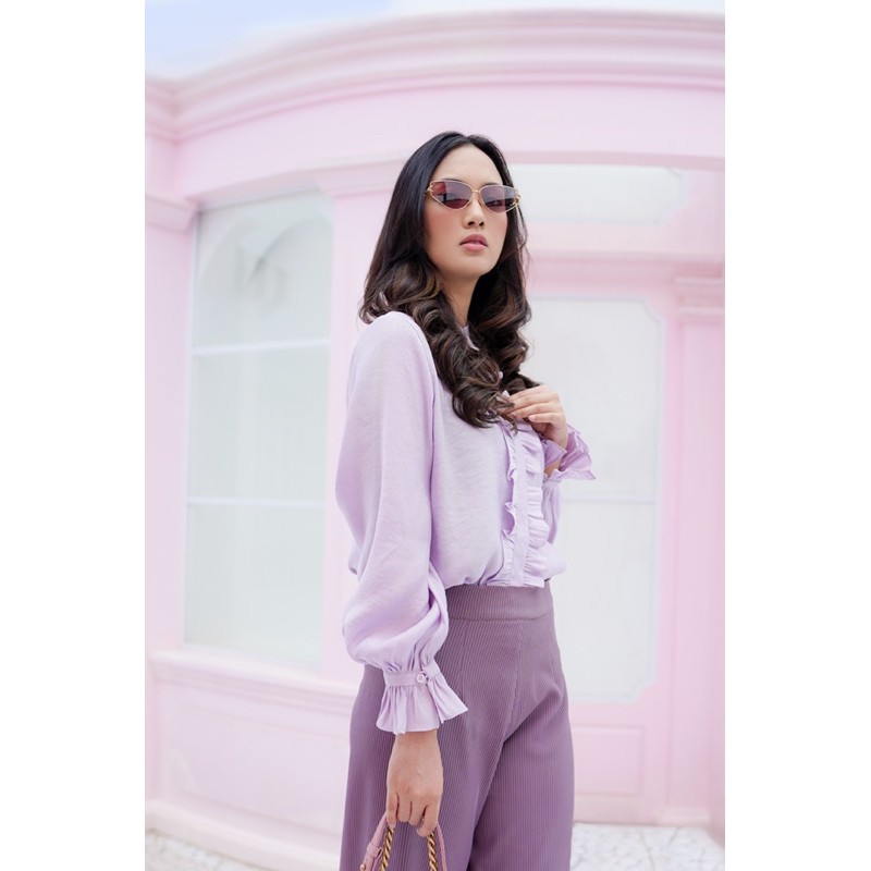 Benang Jarum x Buttonscarves Asha Ruffle Shirt