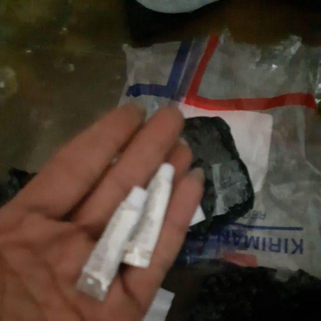 Ready...ready...ready... Penambal  Lem Pelampung Lem Kasur Angin Repail Vynil Kit Non Merk