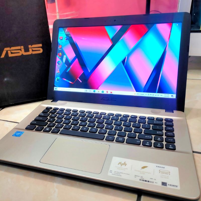 Laptop Asus X441M HDD 1TB 1000Gb Ram 4Gb Intel Celeron N4000 Mulus